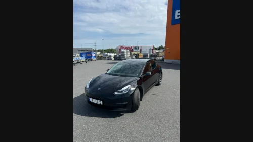 TESLA Model 3 Model 3, Long Range, AWD, Autopilot, Hengerfeste