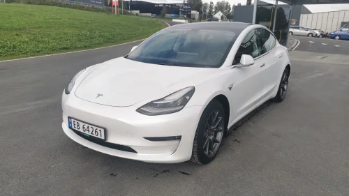 TESLA Model 3 Long Range AWD Nytt EU Kontroll Nybilgaranti til 9.9.25