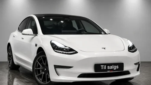 TESLA Model 3 Long Range Premium/560KM/4X4/Skinn/ACC/Pano/Krok/1Eier