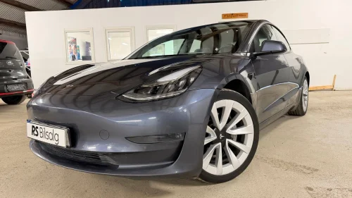 TESLA Model 3 LONG RANGE/AWD/VARMEPUMPE/HENGERFESTE