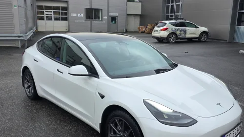 TESLA Model 3 Long Range AWD