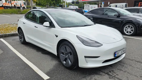 TESLA Model 3 Long Range AWD