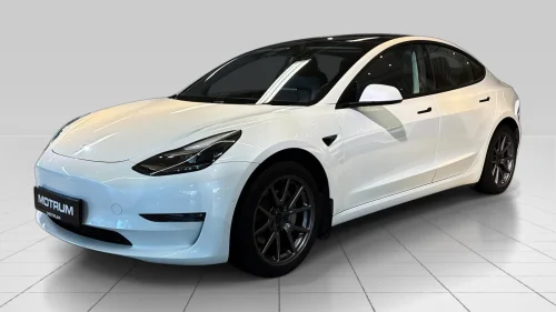 TESLA Model 3 Dual Motor Long Range m/Autopilot R.kam *580KM WLTP*+++