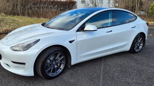 TESLA Model 3 Long Range AWD