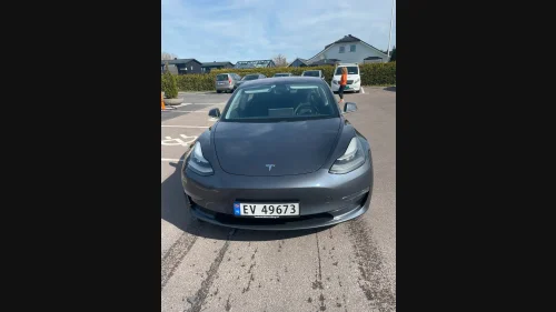 TESLA Model 3 Performance AWD