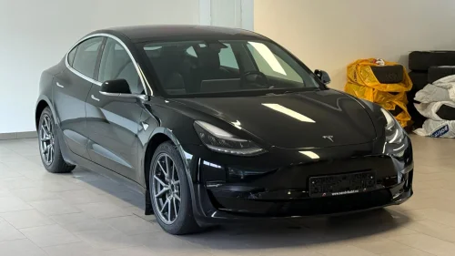 TESLA Model 3 Long Range AWD Autopilot Skinn Vinterpakke EU-03.2027