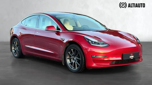 TESLA Model 3 LR DUAL MOTOR| NYTT BATTERI| AP| PANO| PREMIUM| R.KAM