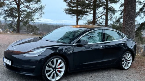 TESLA Model 3 Performance AWD