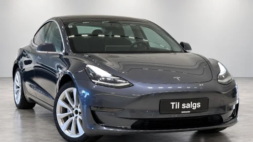 TESLA Model 3 LongRange/Premium/4X4/580KM/Navi/ACC/DAB/360/Pano/1Eier
