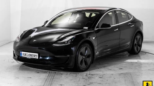 TESLA Model 3 LRDM AWD LAV KM PANORAMA PREMIUM LYD & INTERIØR