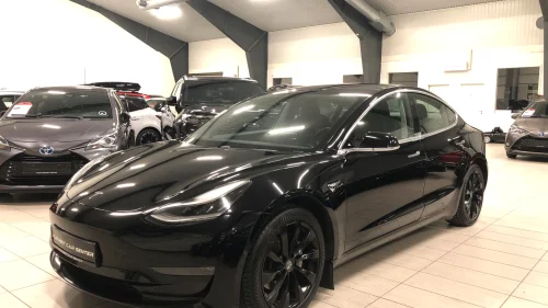 TESLA Model 3 LONG RANGE AWD,PANO,AUTOPILOT,PREMIUM,NORSK,18"+18"