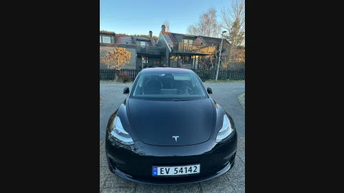 TESLA Model 3 Long Range AWD