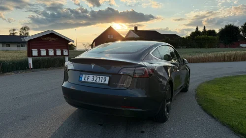 TESLA Model 3 Long Range AWD