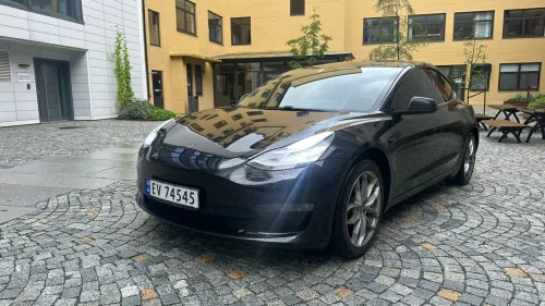 TESLA Model 3 Long Range AWD
