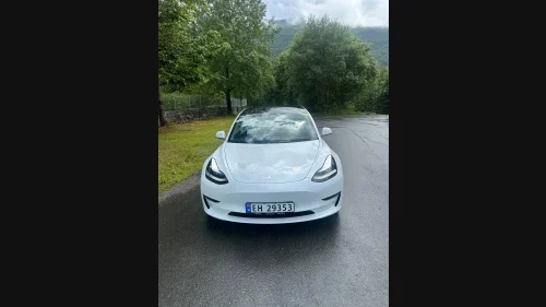 TESLA Model 3 Long Range AWD