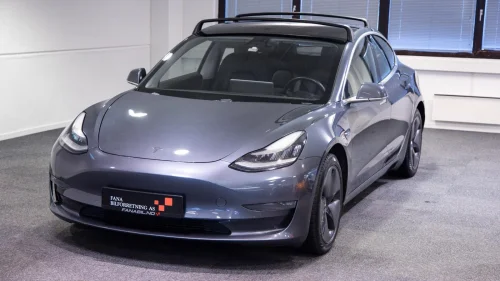 TESLA Model 3 Long Range AWD/FSD/12mnd Garanti/2 sett hjul