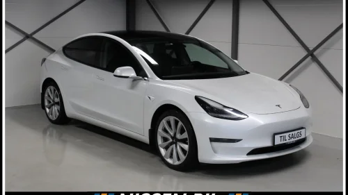 TESLA Model 3 LONG RANGE DUAL MOTOR H.FESTE/PREMIUM LYD/EU 01.28+++