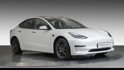 TESLA Model 3 Kampanje fra kun 1,99% rente
