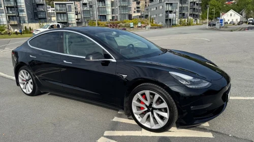 TESLA Model 3 Long Range AWD