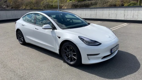 TESLA Model 3 Long Range AWD