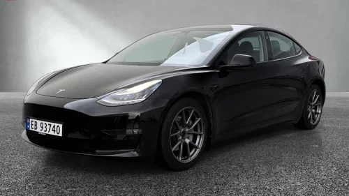 TESLA Model 3 LONG RANGE/AWD/AP/KROK/VARMEPUMPE/GARANTI/580KM