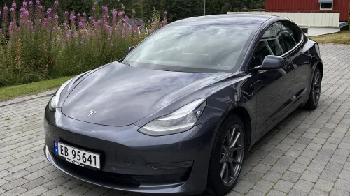 TESLA Model 3 Long Range AWD