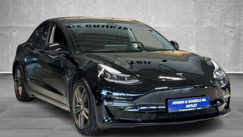 TESLA Model 3 LONG RANGE AWD /498HK/AUTOPILOT/SOLTAK/H-FESTE/580KM