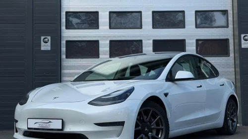 TESLA Model 3 Long Range Dual Motor | 580km | Hengerfeste | 1 eier