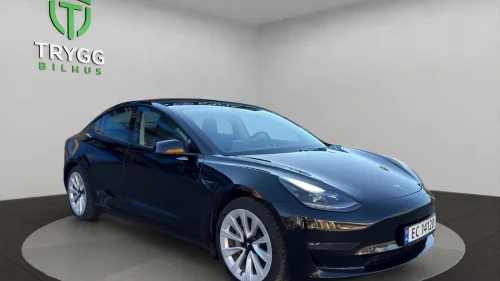 TESLA Model 3 Long Range AWD / Krok / Premium / Garanti