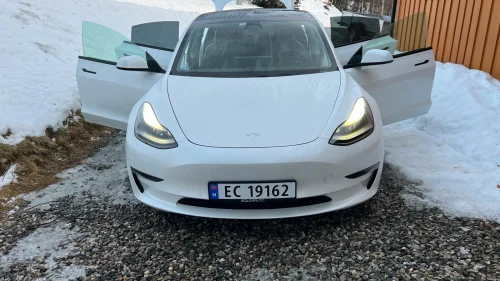TESLA Model 3 Long Range AWD