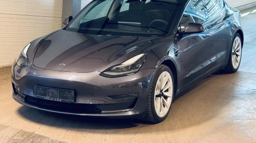 TESLA Model 3 LR - 4WD - Varmepumpe - Autopilot / SUMMON