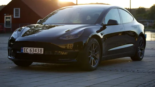 TESLA Model 3 Long Range AWD 614km WLP