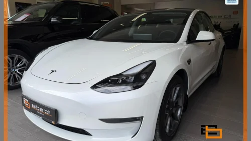 TESLA Model 3 Long Range AWD |614km WLTP|Autopilot|Varmepumpe|+++