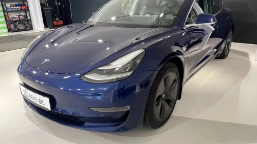 TESLA Model 3 Long Range/Takstativ/560 WLTP/