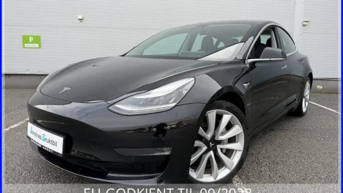 TESLA Model 3 LONG RANGE SKINN,PANO,KAMER,ACC,19" SOMMER,NAVI,TLF