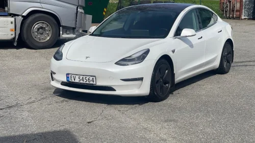 TESLA Model 3 AWD Ryggekamera, Navigasjon, EU ok til 03.2028