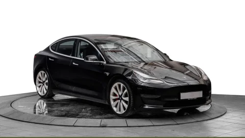 TESLA Model 3 Performance AWD. Premium lyd, Autopilot, Skinn.