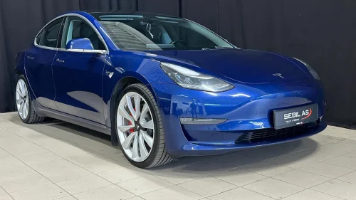 TESLA Model 3 Performance AWD 530KM SKINN/PANO/AUTOPILOT/MYE UTSTYR