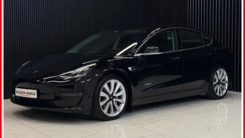 TESLA Model 3 LONG RANGE AWD /462HK/AUTOPILOT/SOLTAK