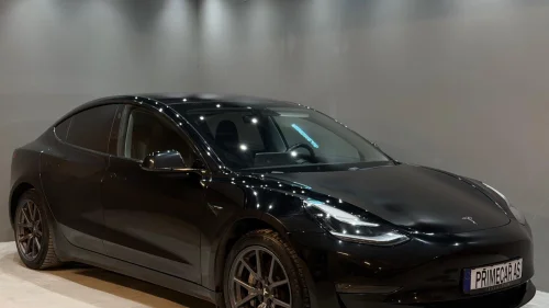 TESLA Model 3 LR 560 km/4x4/NybilGaranti/Vinterpakke/Pano/Vedlikehold