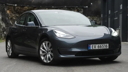 TESLA Model 3 Long Range AWD