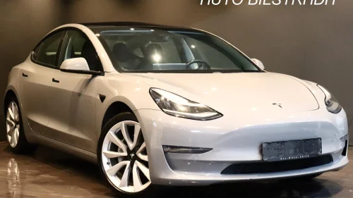 TESLA Model 3 Long Range,AWD,AP,Panorama,360Kamera,1Eier