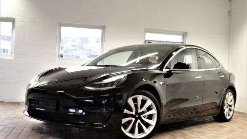 TESLA Model 3 LONG RANGE AWD NY EU 03/27 AP PREMIUM+19"++