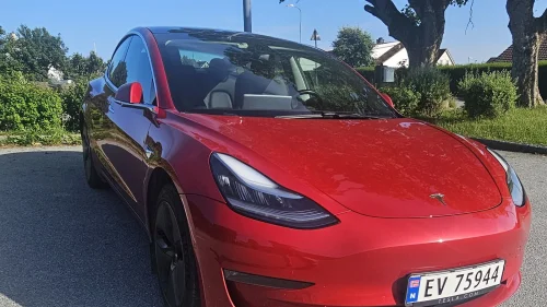 TESLA Model 3 Long Range AWD