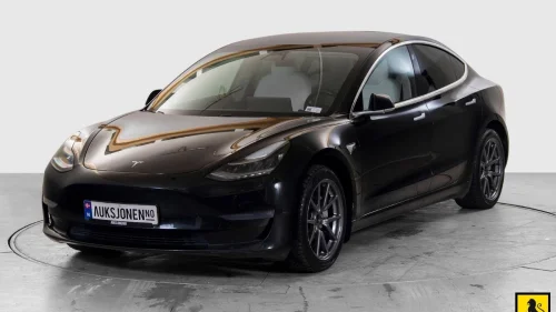 TESLA Model 3 LRDM AWD HENGERFESTE PANORAMA PREMIUM LYD & INTERIØR