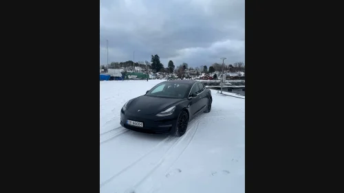 TESLA Model 3 Long Range firehjulsdrift