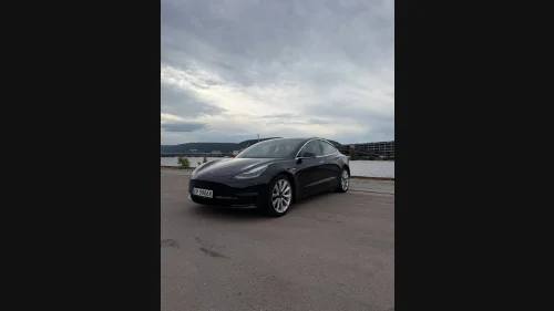 TESLA Model 3 Performance AWD