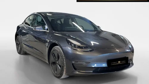 TESLA Model 3 Long Range Premium 476HK 560WLTP/Pano/Skinn/Memory/ACC+