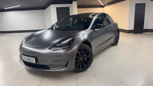 TESLA Model 3 Base Performance AWD / Stealth Performance AWD