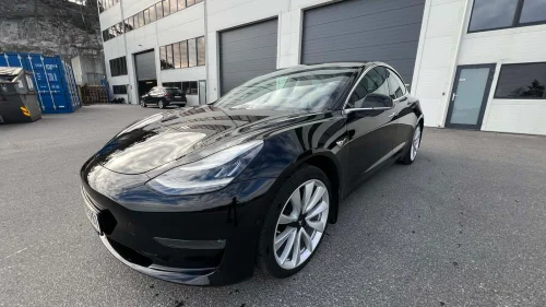 TESLA Model 3 Performance AWD